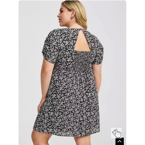 Torrid Black Ditsy Floral Short Sleeve Mini Dress with Pockets and Smocked Back - Picture 2 of 12